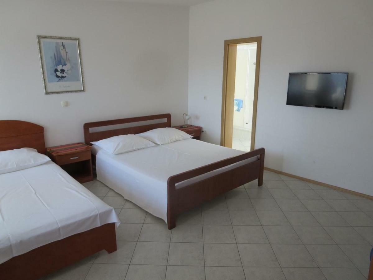Apartments Galic Омиш Экстерьер фото