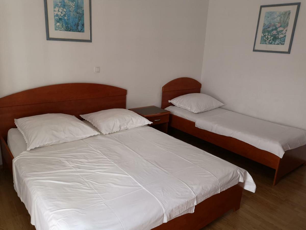 Apartments Galic Омиш Экстерьер фото