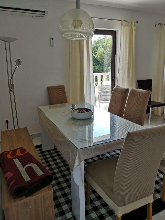 Apartments Galic Омиш Экстерьер фото