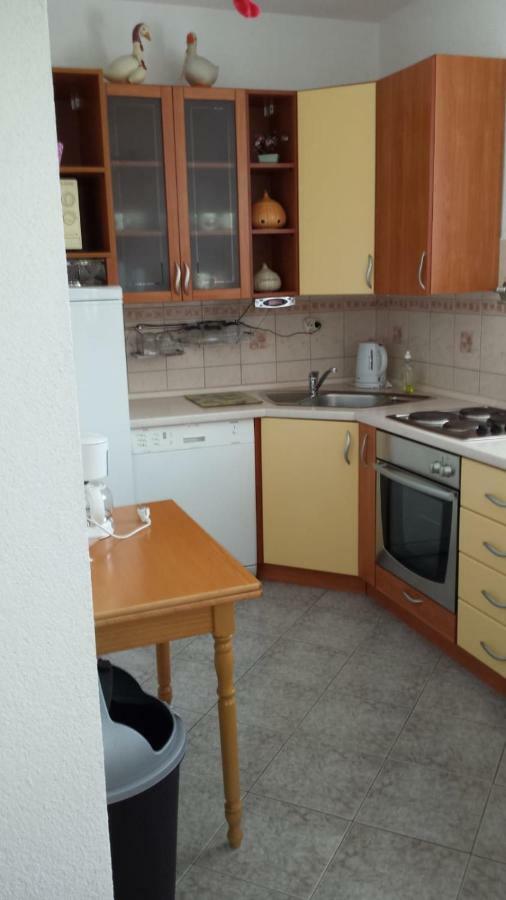 Apartments Galic Омиш Экстерьер фото