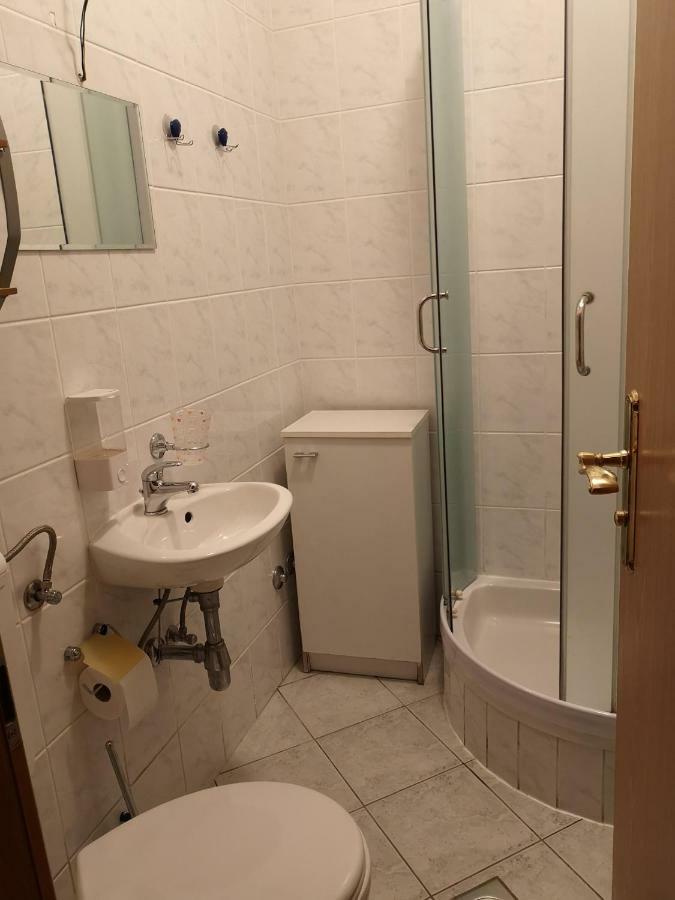 Apartments Galic Омиш Экстерьер фото